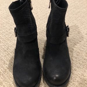Black combat Boots